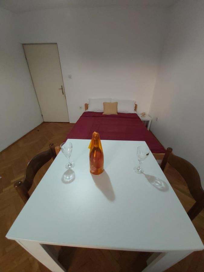 טיווט Apartments Maki מראה חיצוני תמונה