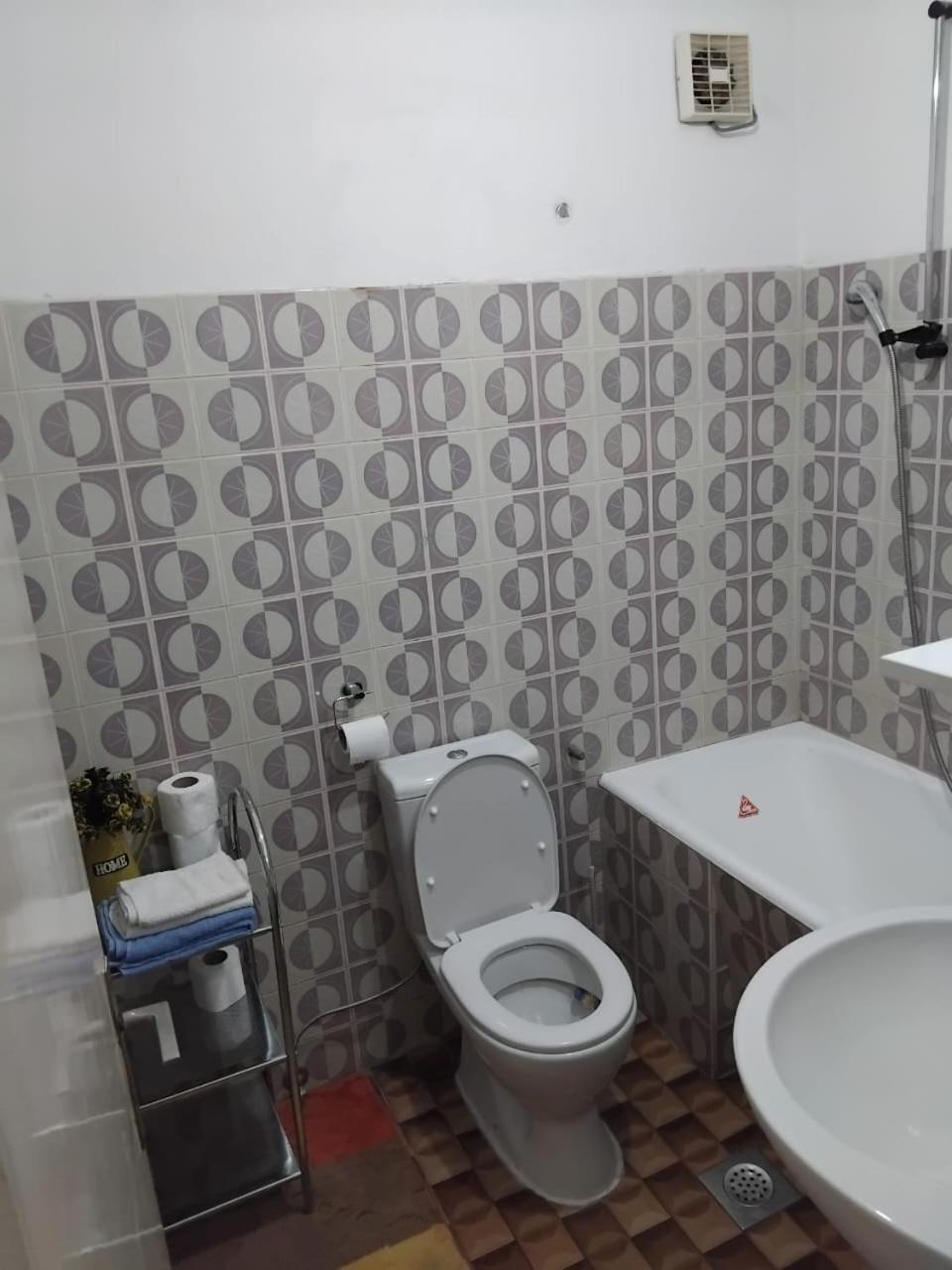 טיווט Apartments Maki מראה חיצוני תמונה