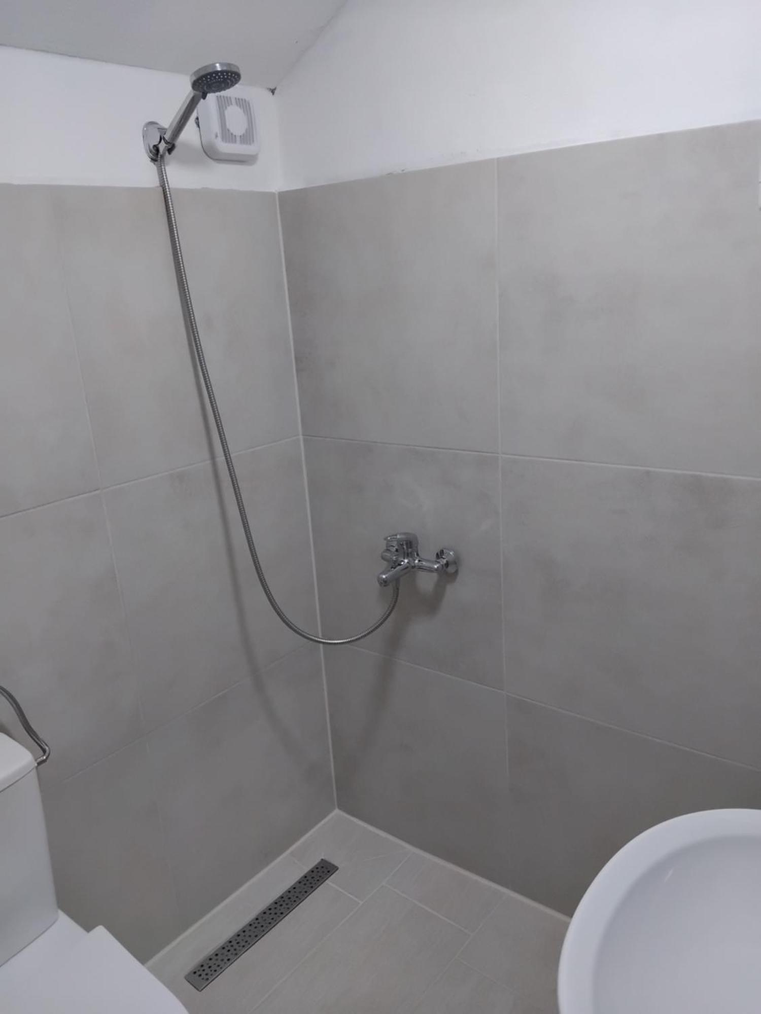 טיווט Apartments Maki מראה חיצוני תמונה